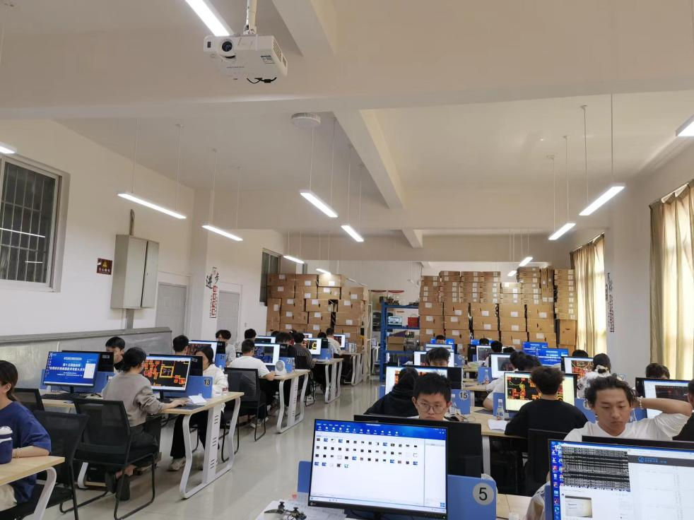 【学科竞赛】EDA新突破|我院学子斩获第十五届蓝桥杯EDA设计与开发大学组省奖36项?。?！ 第 6 张