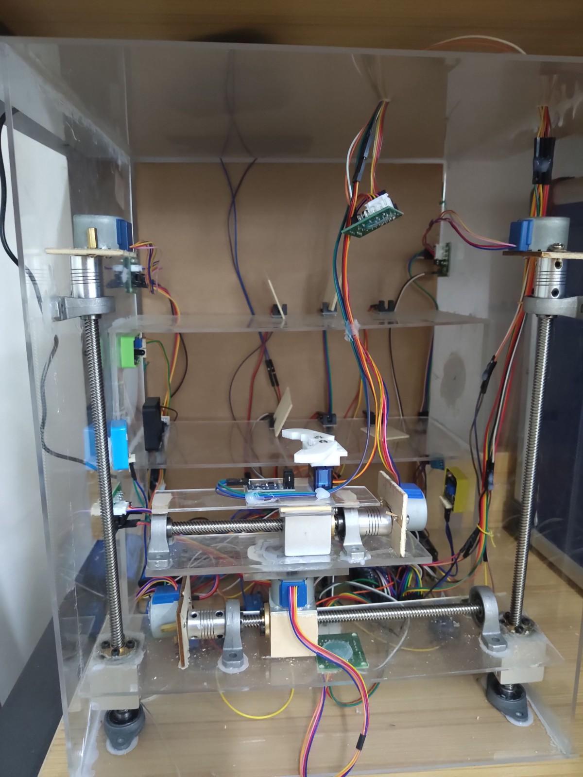 图4-1.jpg 【专业建设】物联网工程专业2024届毕业论文(设计) 答辩工作圆满结束 第 4 张