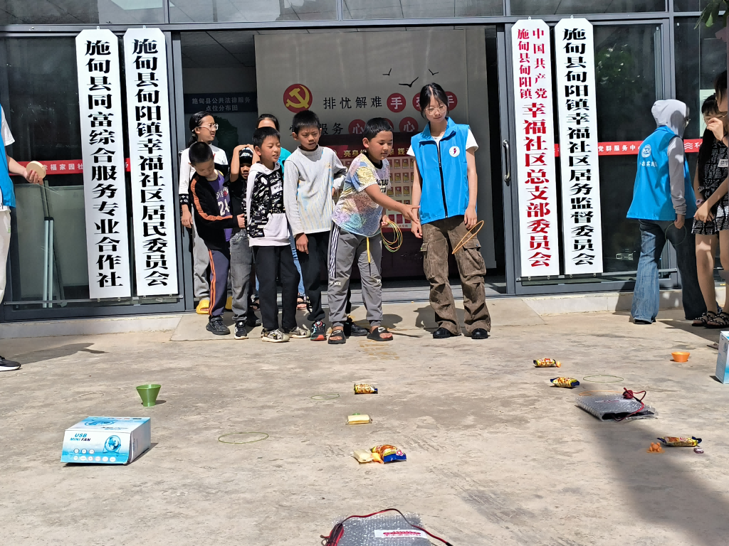 三下乡｜捕多元科学梦，助青春实践行——信息与智能工程学院科技智辅讲堂收官 第 4 张