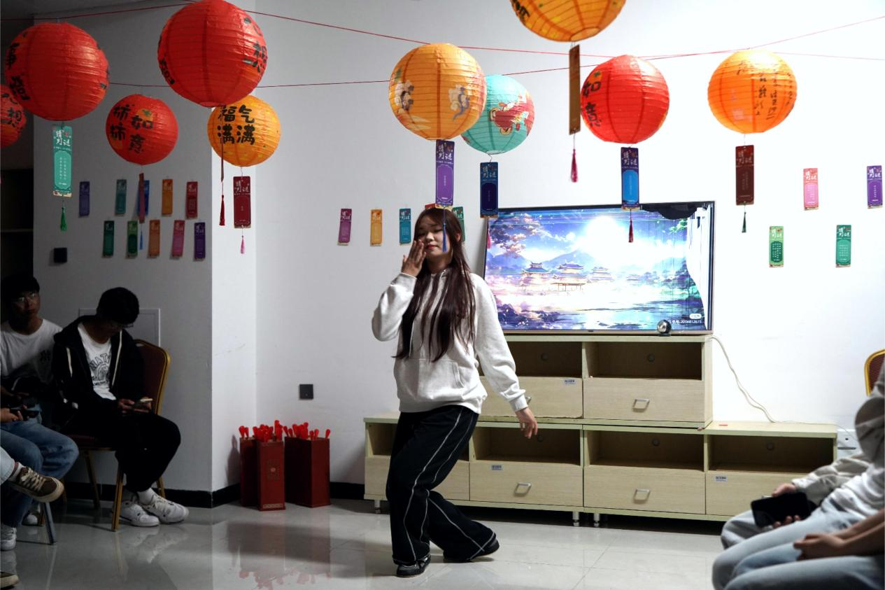 【团学活动】智趣中秋，灯谜盛宴 第 9 张