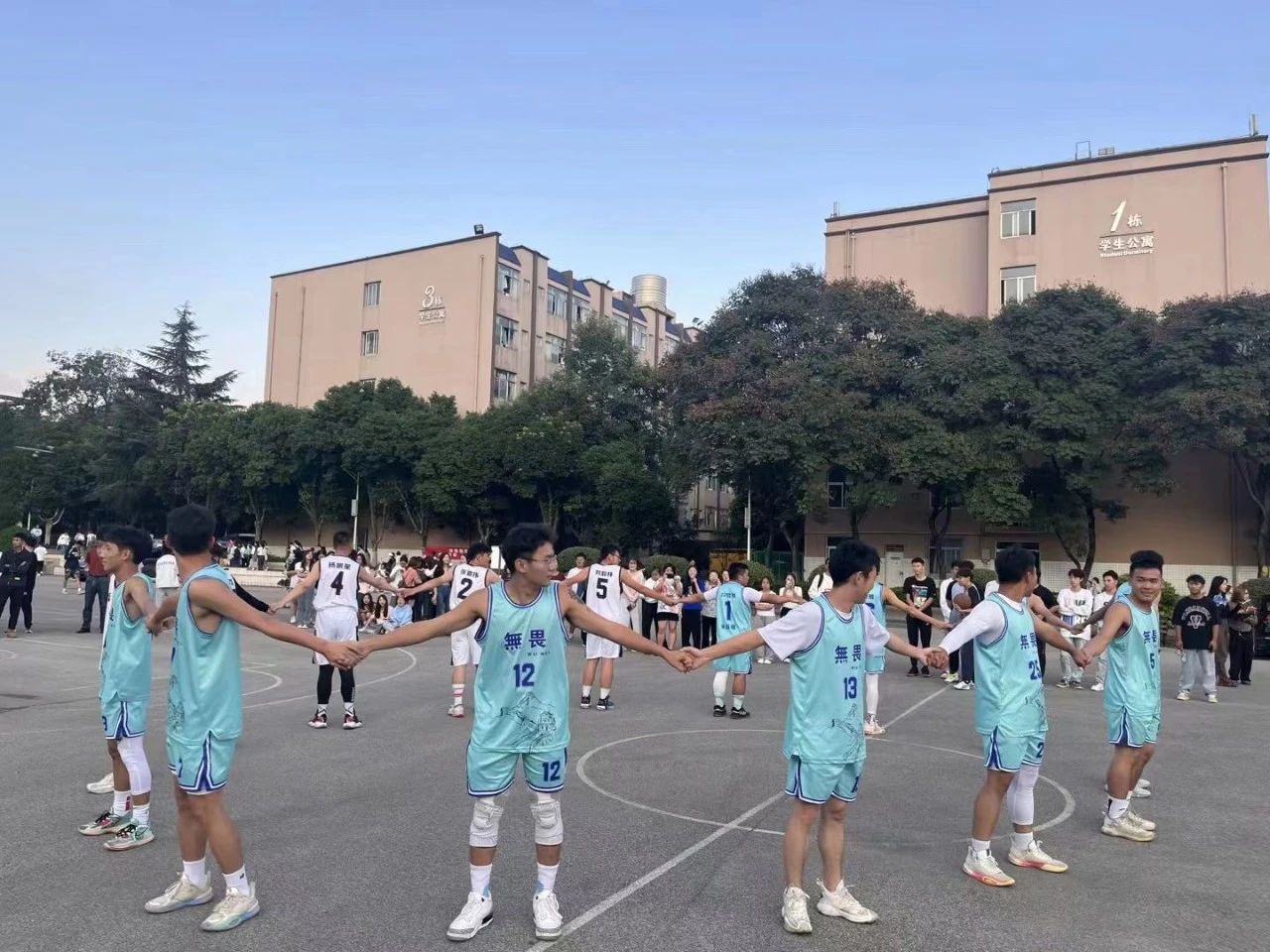 迎“篮”而上，精益“球”精丨云南经济管理学院医学院2023年迎新杯篮球赛开幕式 第 9 张