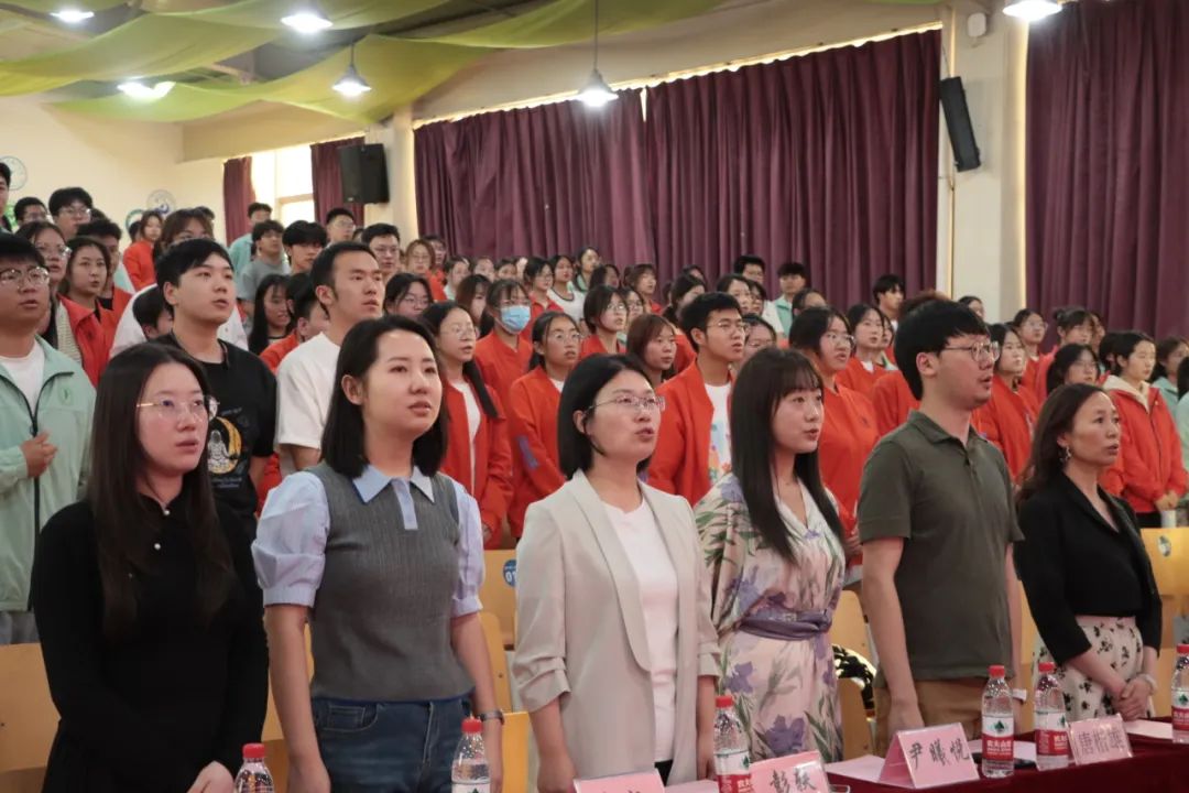 党心引领青春志，青马结业启新程——医学院开展首期青训结业典礼 第 2 张