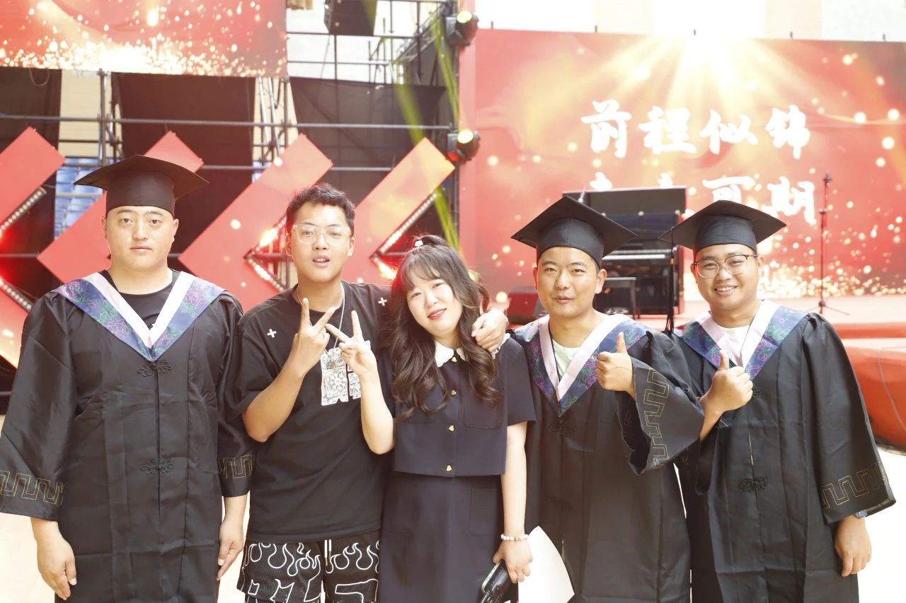 22dcb463ceb9ec96212d06dfd1d5dda5.jpg