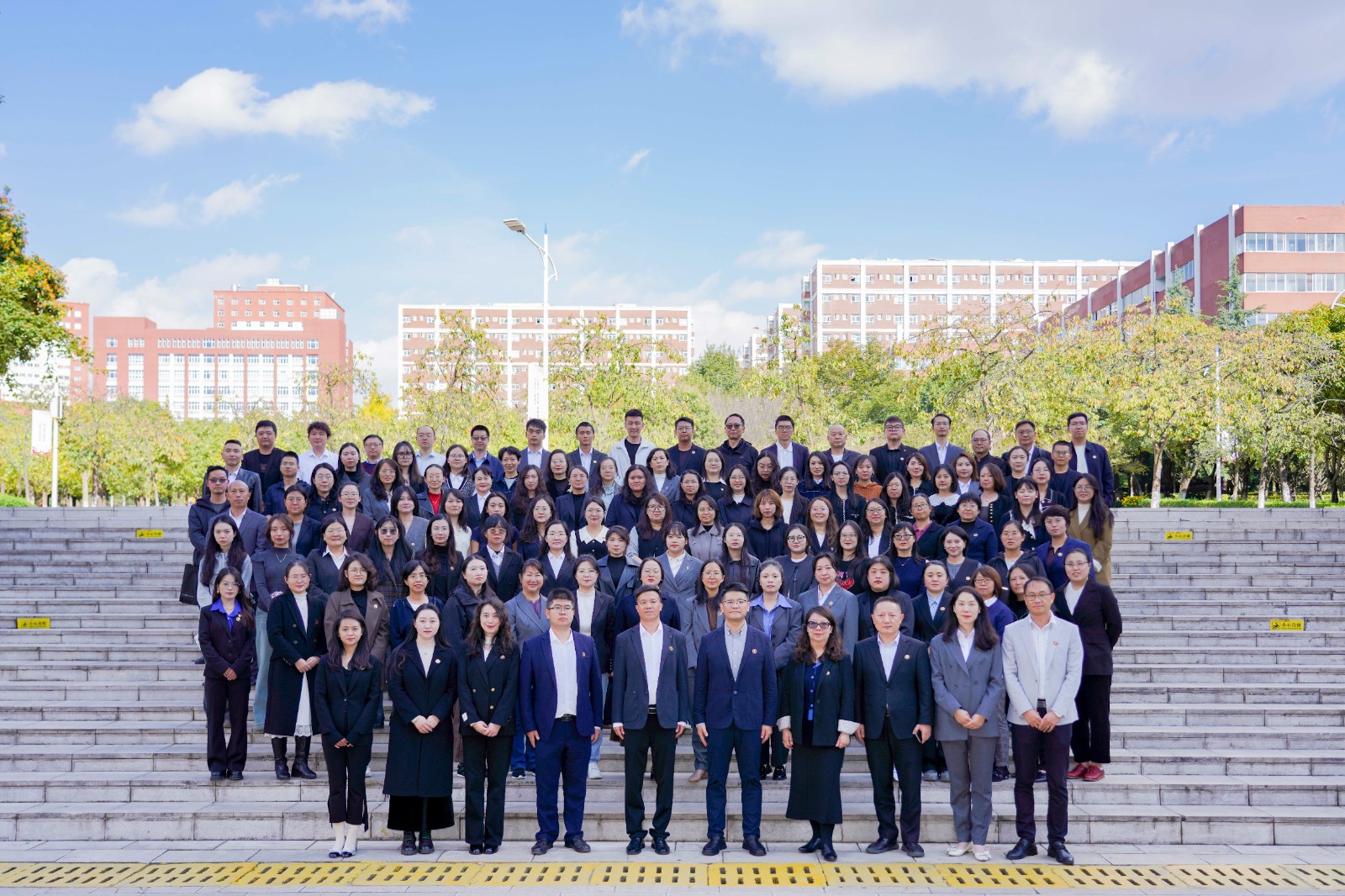 云经管新学院，揭牌！ 第 9 张