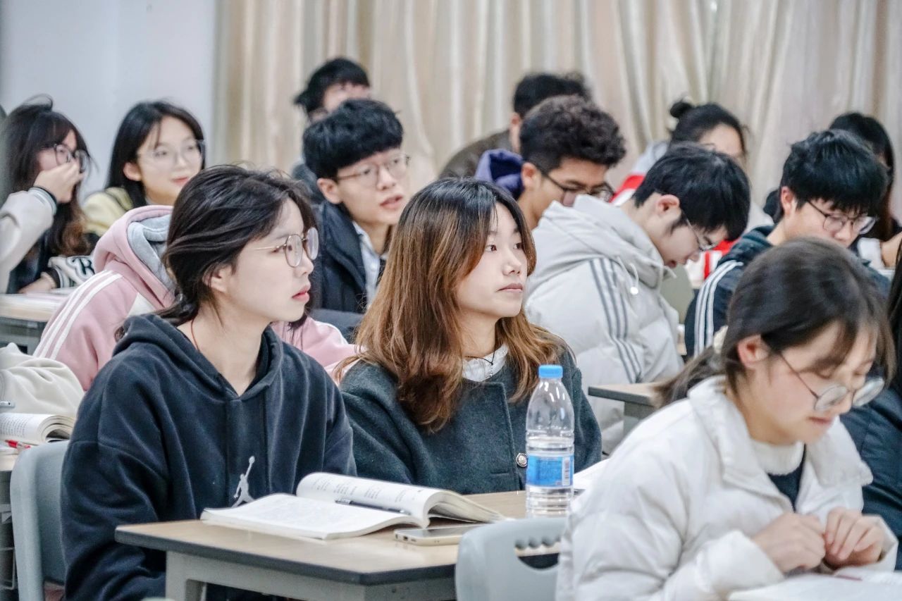 云南经济管理学院春季学期开学！ 第 5 张