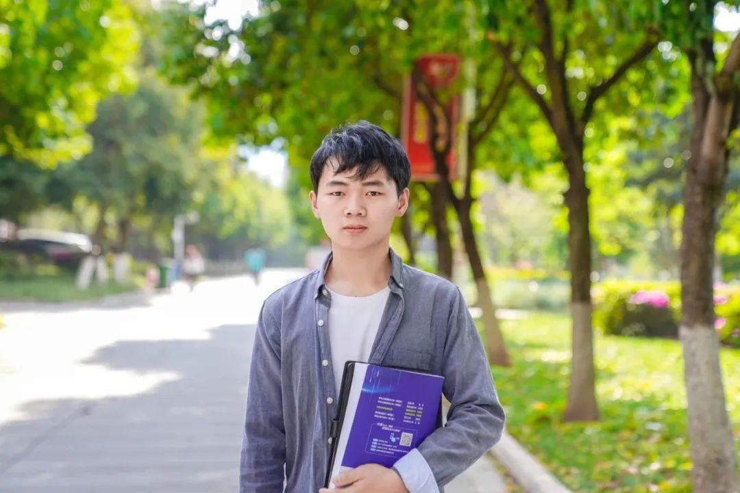 云经管学子登上《人民日报》！还成功上岸省考公务员！ 第 2 张