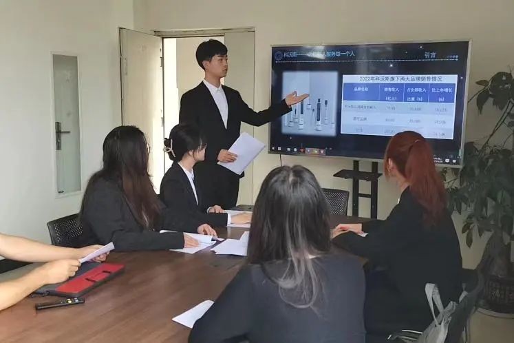 专业榜首+国奖学霸，还是退伍兵？他的下个“战场”在新疆！ 第 8 张