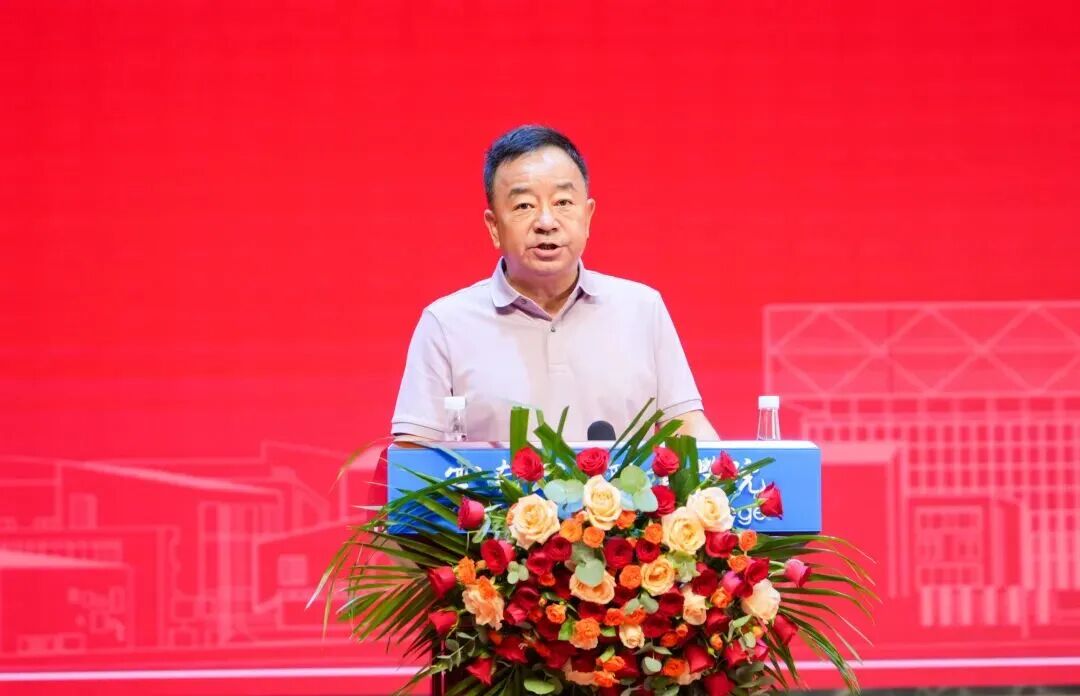 产教融合启新程！云南经济管理学院“智能制造工程师学院”揭牌成立！ 第 3 张