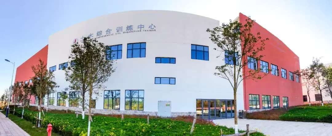 毕业入职电网！8年，他从基层干到副总监！ 第 2 张