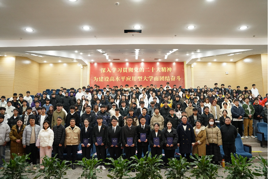 图片 1.png 图片 1.png