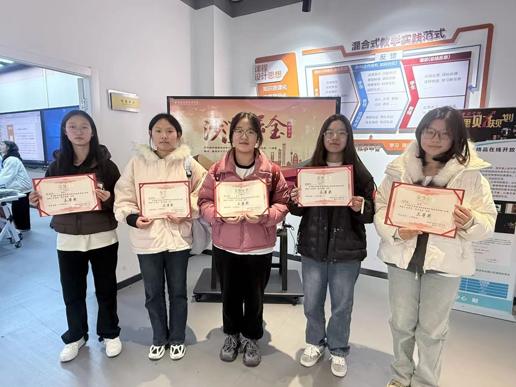 不止“赢金矿”！财管协会“沙漠掘金”落幕，一场让专业知识“活”起来的体验 第 11 张