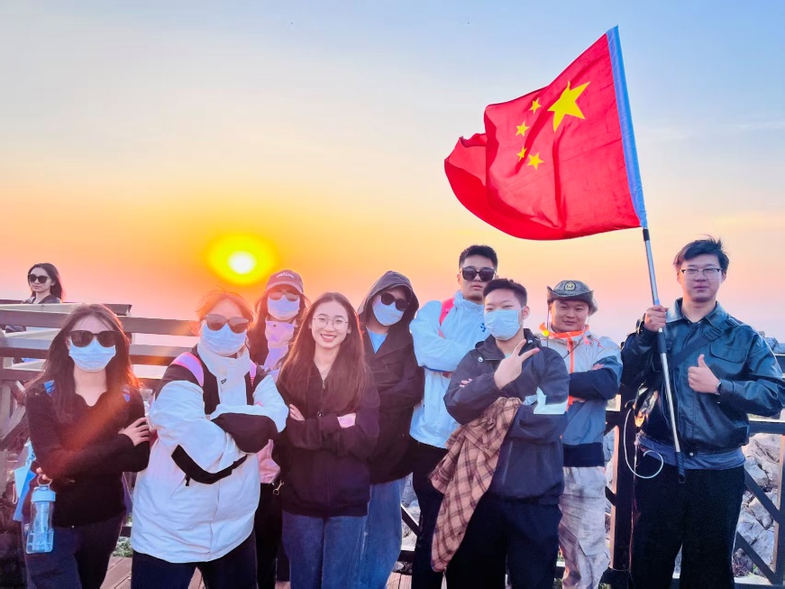 双节同庆，家国同心！云南经济管理学院医学院双节线上活动邀你定格温暖与荣光 第 2 张