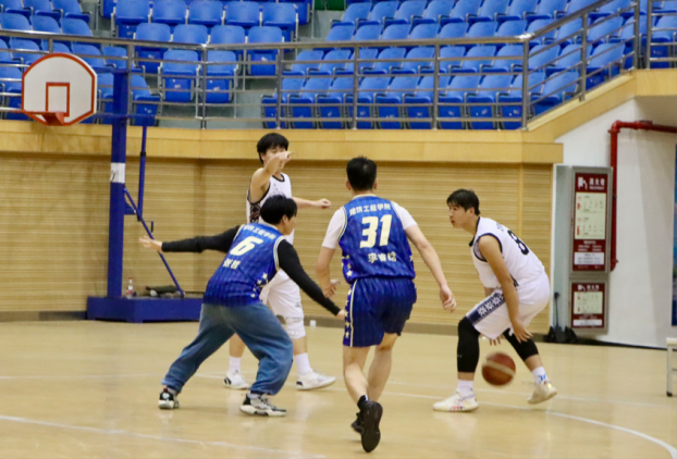 蓄力而发，挺进总决赛终章！医学院勇闯校篮球赛总决赛 第 8 张