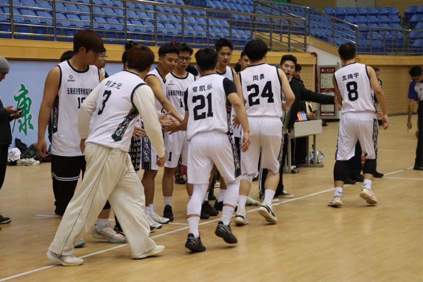 蓄力而发，挺进总决赛终章！医学院勇闯校篮球赛总决赛 第 13 张