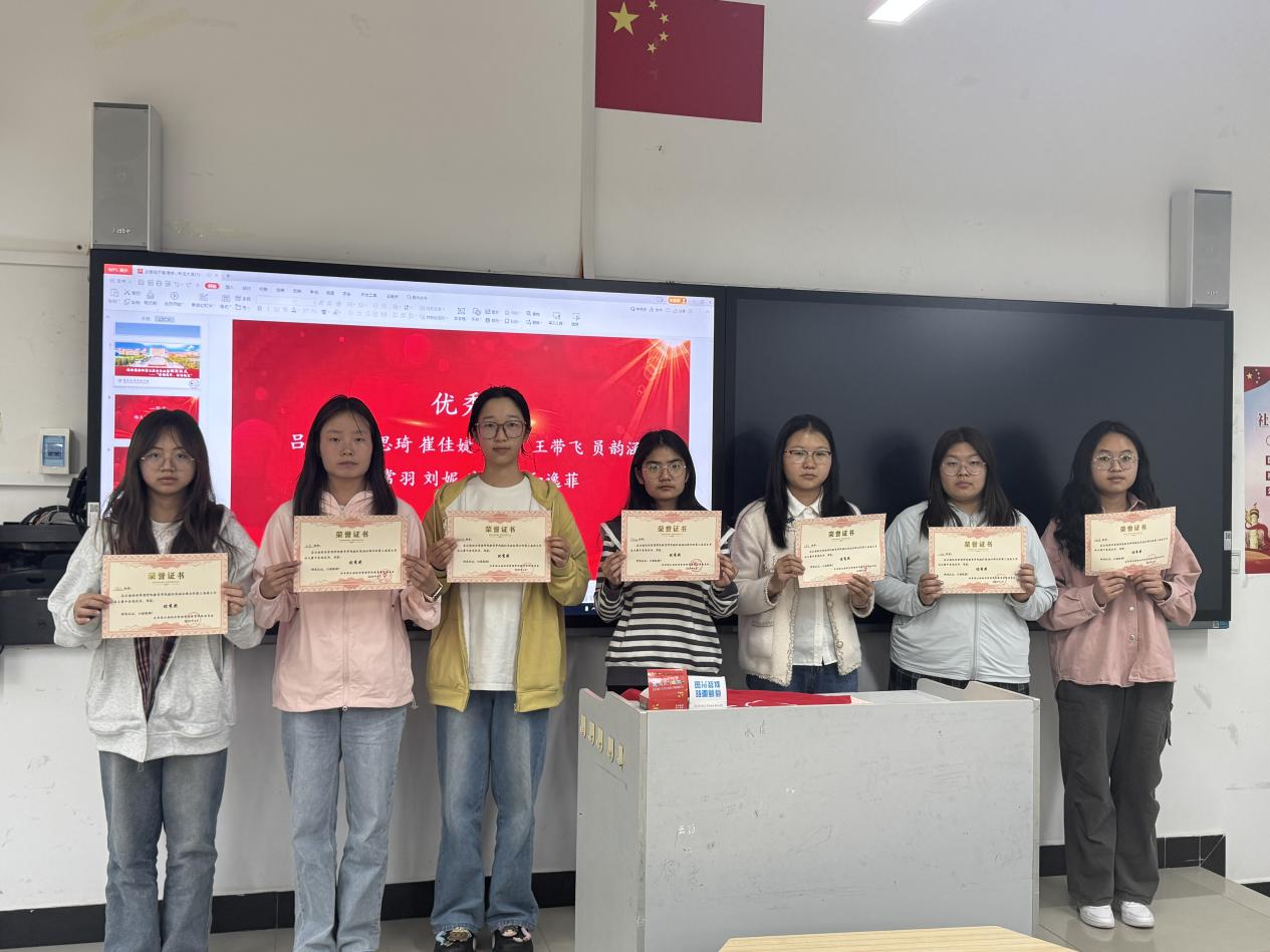 e9c7ac59238c8cd977475b975abc7e32.png e9c7ac59238c8cd977475b975abc7e32.png