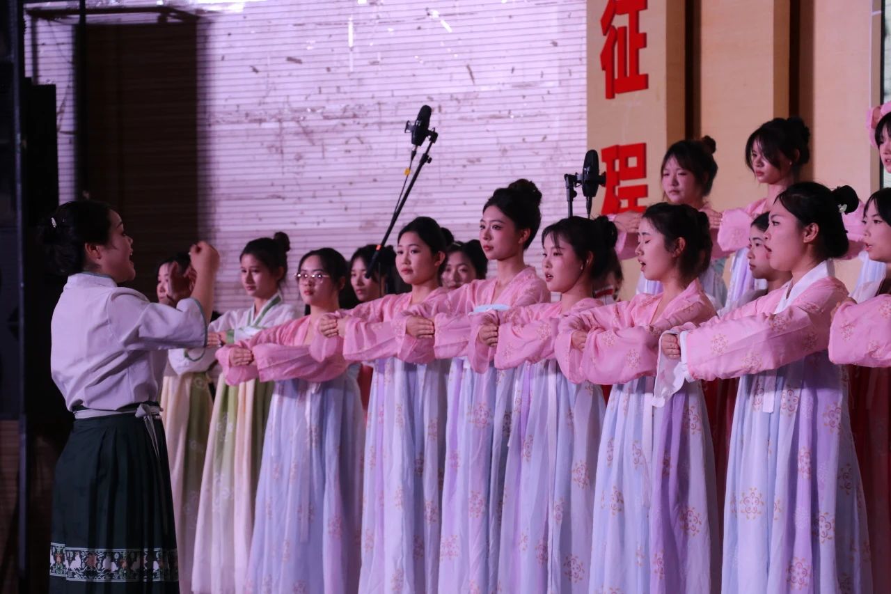 a8c73dac4bf9a5b71304a441ca8400b5.jpg a8c73dac4bf9a5b71304a441ca8400b5.jpg