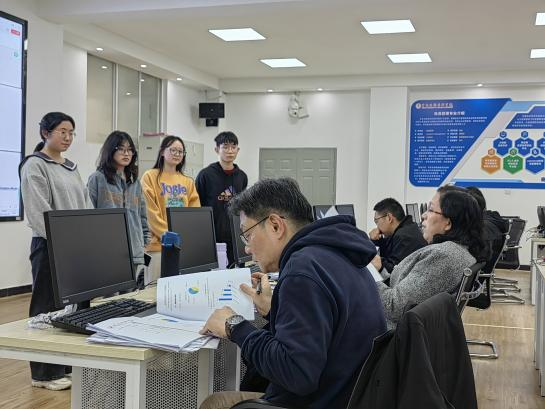 图片11.png 学科比赛:“正大杯”第十五届全国大学生市场调查分析大赛校赛圆满收官 第 5 张