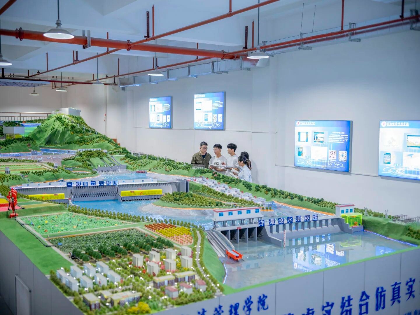 排名揭晓！云南经济管理学院全国10强?? 第 11 张