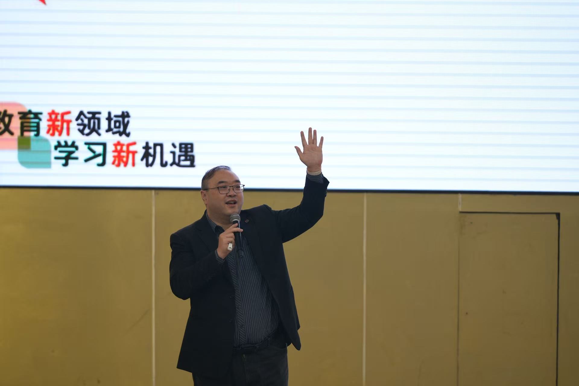 微信图片_20260415221254_124_1.jpg